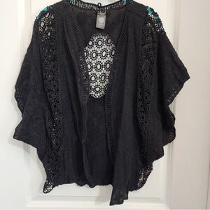Vince Kimono Sweater Embroidered Flowers Black One Size